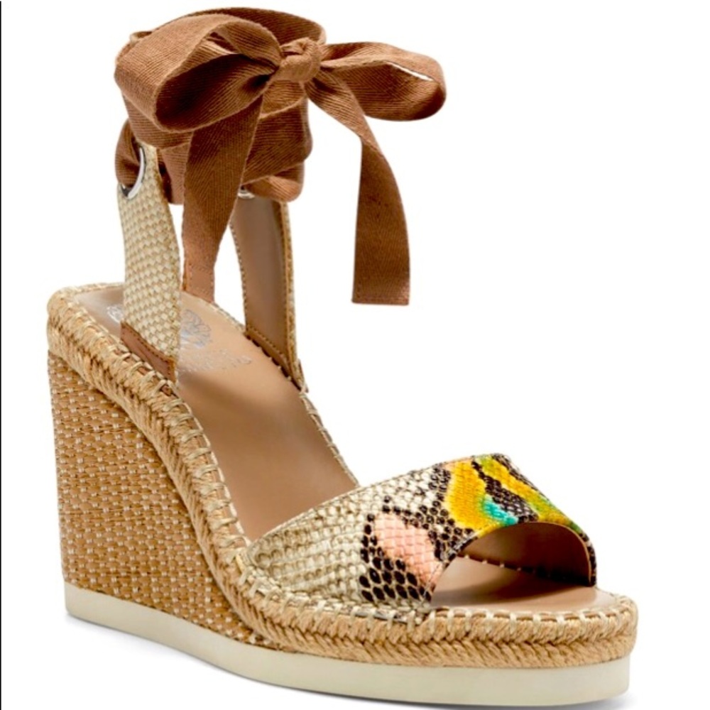 Vince Camuto Wedges